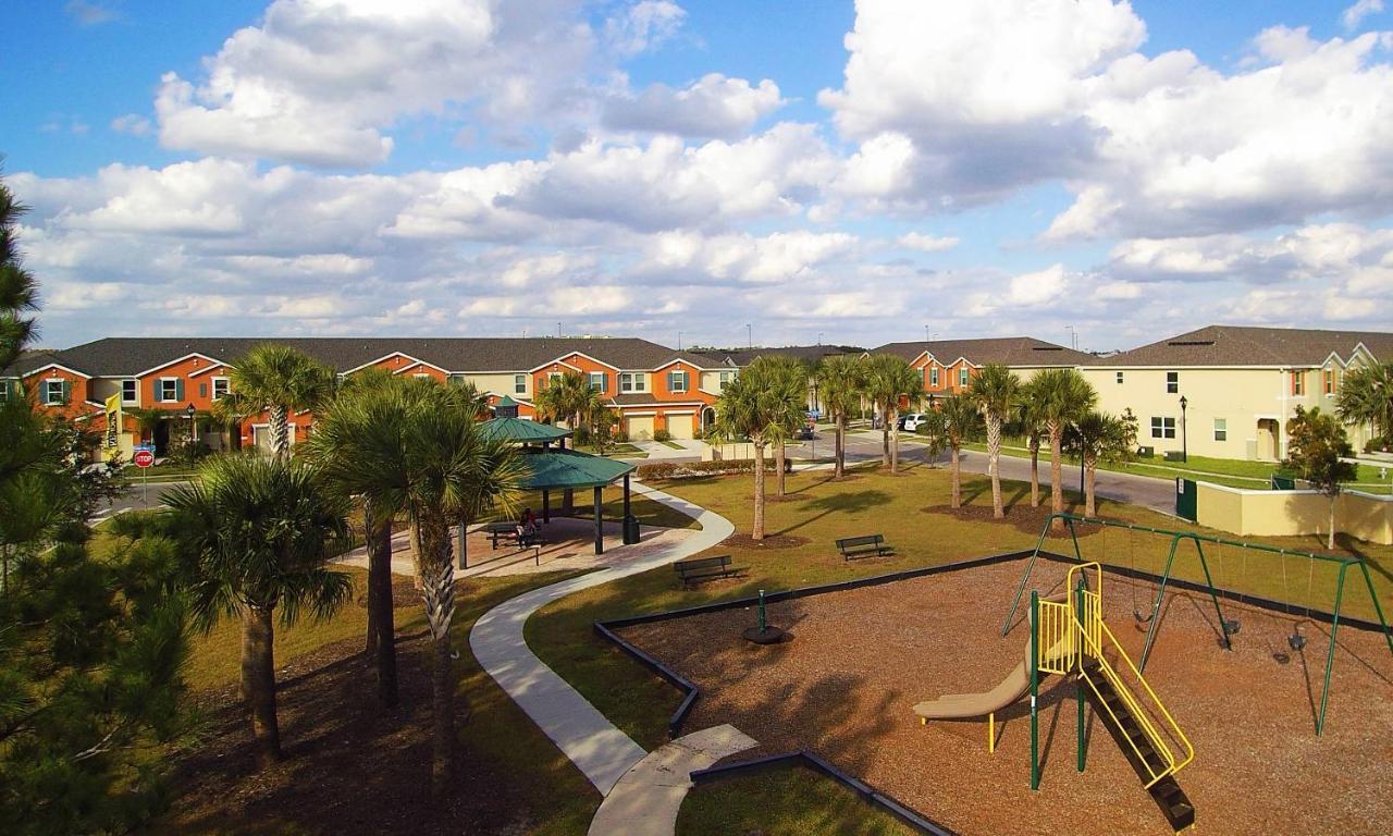 Four Bedrooms Townhome 5161 Kissimmee Εξωτερικό φωτογραφία